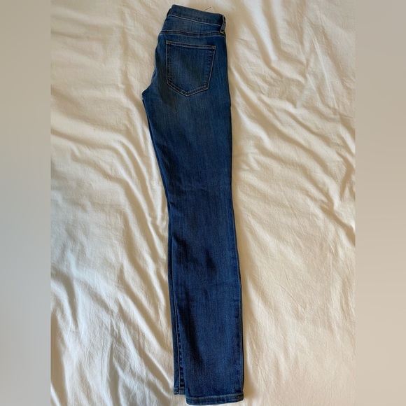 Gap True Skinny jeans. Size 27, blue. - Picture 3 of 6